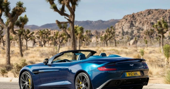 รูปภาพ แอสตัน มาร์ติน Aston Martin Vanquish Volante ปี 2013