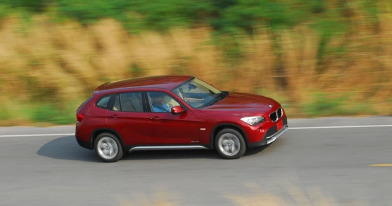 รูปภาพ บีเอ็มดับเบิลยู BMW X1 sDrive18i ปี 2009