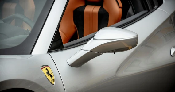 รูปภาพ เฟอร์รารี่ Ferrari-F8 Spider V8-ปี 2020