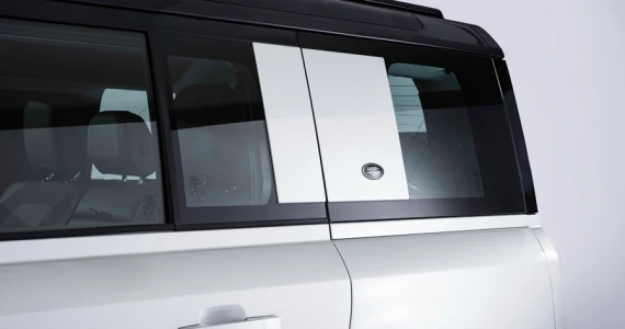 รูปภาพ แลนด์โรเวอร์ Land Rover Defender 110 Petrol 2.0 SE Ingenium ปี 2020