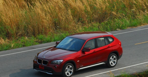 รูปภาพ บีเอ็มดับเบิลยู BMW X1 sDrive18i ปี 2009