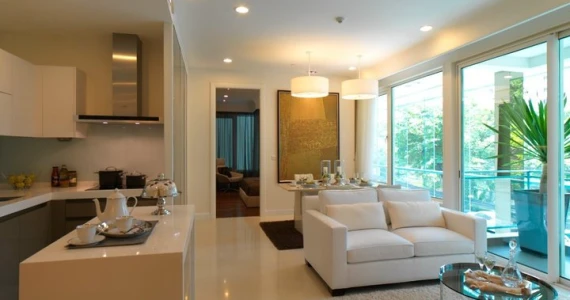 รูปภาพ คิว หลังสวน (Q Langsuan)