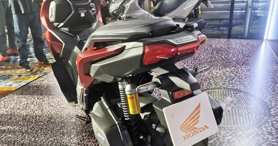 รูปภาพ ฮอนด้า Honda ADV 160 HSTC ปี 2023