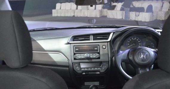 รูปภาพ ฮอนด้า Honda-Mobilio S AT 5 Seat-ปี 2017