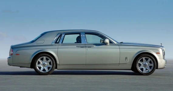 รูปภาพ โรลส์-รอยซ์ Rolls-Royce Phantom Series II Standard ปี 2012