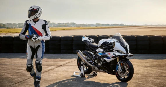 รูปภาพ บีเอ็มดับเบิลยู BMW S 1000 RR Tri-Color ปี 2024