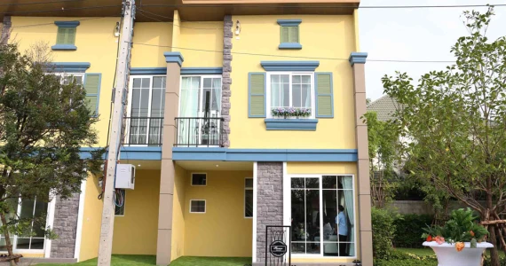 รูปภาพ โกลเด้น ทาวน์ รัตนาธิเบศร์-สถานีรถไฟฟ้าไทรม้า (Golden Town Rattanathibet - Saima Station)