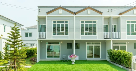 รูปภาพ คิว ดิสทริค สุขสวัสดิ์ 78 (Q District Suksawat 78)