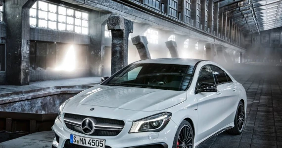 รูปภาพ เมอร์เซเดส-เบนซ์ Mercedes-benz AMG CLA 45 AMG 4Matic ปี 2014