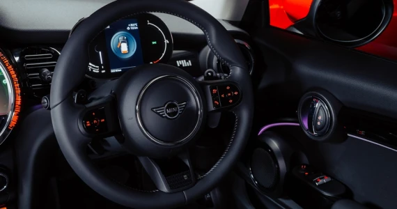 รูปภาพ มินิ Mini Hatch 3 Door Cooper S PAT MOSS ปี 2022