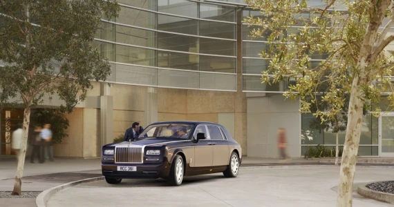 รูปภาพ โรลส์-รอยซ์ Rolls-Royce Phantom Series II LWB ปี 2012