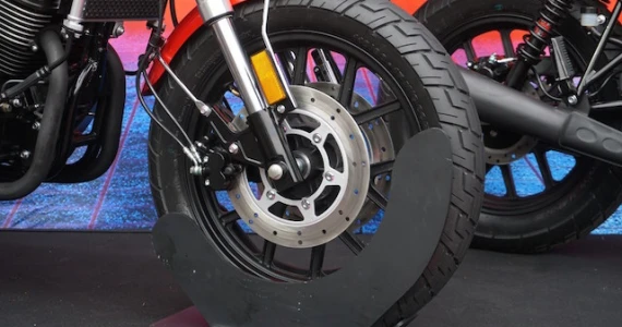 รูปภาพ จีพีเอ็กซ์ GPX Legend 250 TWIN ปี 2019