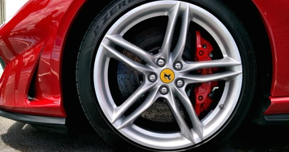 รูปภาพ เฟอร์รารี่ Ferrari 812 Superfast V12 ปี 2017