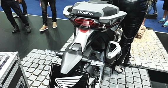 รูปภาพ ฮอนด้า Honda X-ADV MY18 ปี 2018