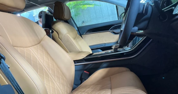 รูปภาพ อาวดี้ Audi A8 L 60 TFSI e quattro Prestige S line ปี 2023