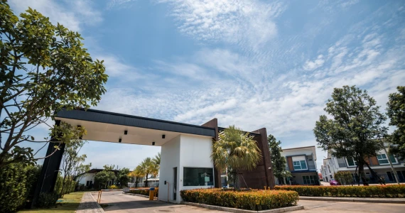 รูปภาพ อุไรสิริ ไลท์ ดอนทอง x ประชาสุข (Uraisiri Lite Donthong x Prachasuk)