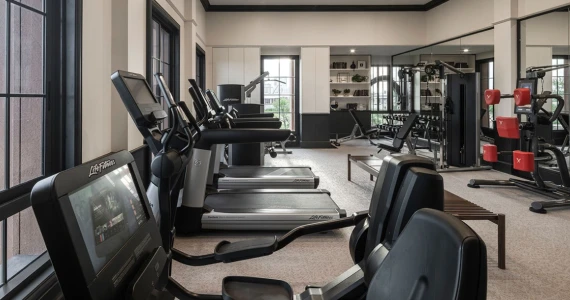 รูปภาพ นาราสิริ กรุงเทพกรีฑา (Narasiri Krungthepkreetha)