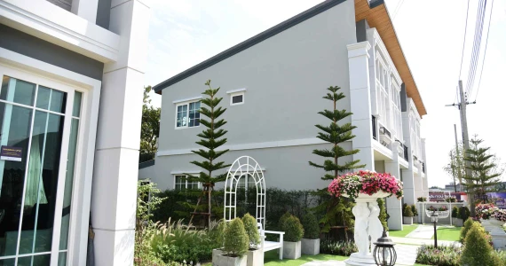 รูปภาพ โกลเด้น ทาวน์ สาทร (Golden Town Sathorn)