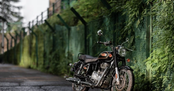 รูปภาพ โรยัล เอ็นฟีลด์ Royal Enfield Bullet 350 Standard Black ปี 2023