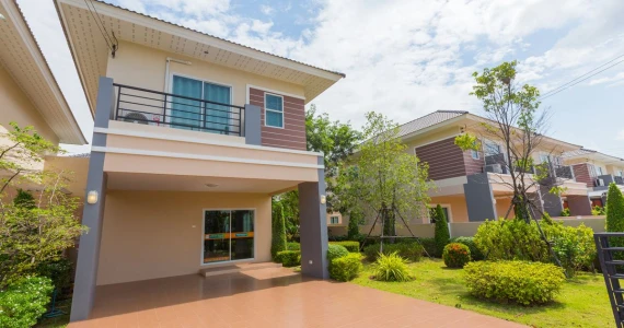 รูปภาพ มณีรินทร์ วิลเลจ บางพระ (Maneerin Village Bangpra)