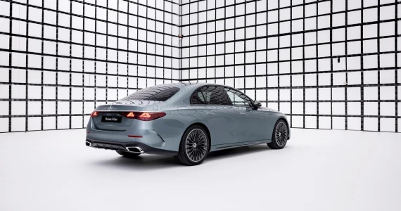 รูปภาพ เมอร์เซเดส-เบนซ์ Mercedes-benz E-Class E 220 d AMG Line ปี 2024