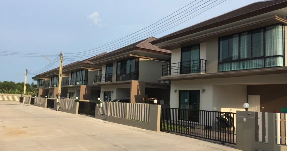รูปภาพ ทรัพย์ธานี ทาวน์โฮม (Suptanee Town Home)