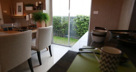 รูปภาพ เนอวานา คัฟเวอร์ อ่อนนุช (Nirvana Cover On-nut)