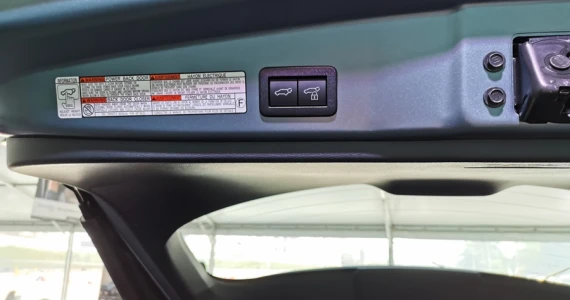 รูปภาพ โตโยต้า Toyota Corolla Cross Hybrid Premium ปี 2020