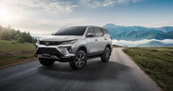 รูปภาพ โตโยต้า Toyota Fortuner 2.4 Leader S AT ปี 2024