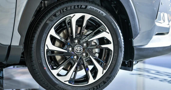 รูปภาพ โตโยต้า Toyota Corolla Cross HEV Premium Luxury ปี 2024