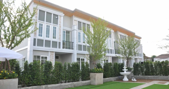 รูปภาพ โกลเด้น ทาวน์ รามอินทรา คู้บอน (Golden Town)