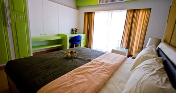 รูปภาพ เดอะ กรีนเพลส คอนโดมิเนียม (The Green Place Condominium)