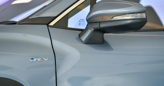 รูปภาพ โตโยต้า Toyota Corolla Cross HEV Premium ปี 2024