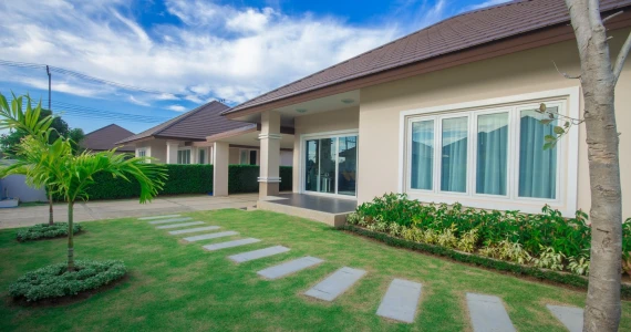 รูปภาพ ชลสิริ (Chonsiri)