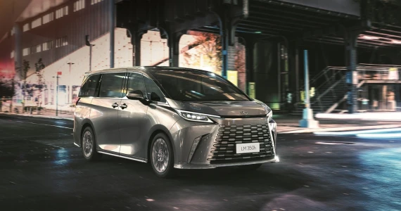 รูปภาพ เลกซัส Lexus LM 350h Executive 4-Seater ปี 2023