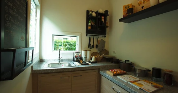 รูปภาพ คณาสิริ ชัยพฤกษ์ - วงแหวน (Kanasiri Chaiyapruek - Wongwaen)