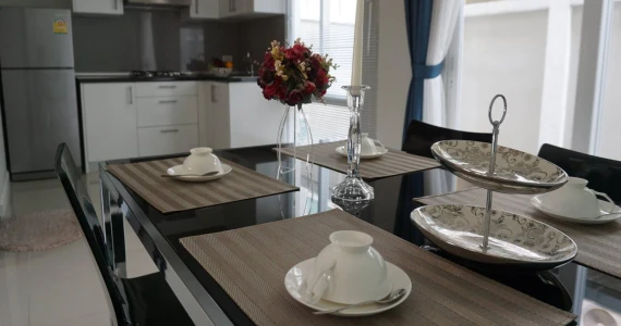 รูปภาพ บ้านกาญจน์กนก 19 มหิดล (Baan Karnkanok 19 Mahidol)