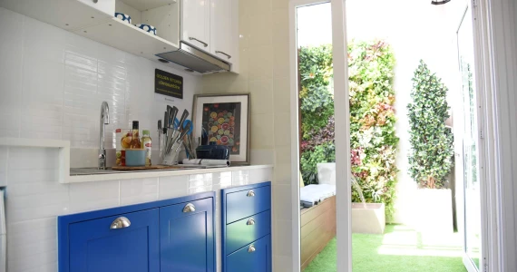 รูปภาพ โกลเด้น ทาวน์ สุขุมวิท-สถานีรถไฟฟ้าแบริ่ง (Golden Town Sukhumvit-Bearing Station)