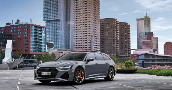 รูปภาพ อาวดี้ Audi RS RS 6 Avant Performance ปี 2023