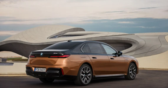 รูปภาพ บีเอ็มดับเบิลยู BMW i 7 M70 xDrive ปี 2023