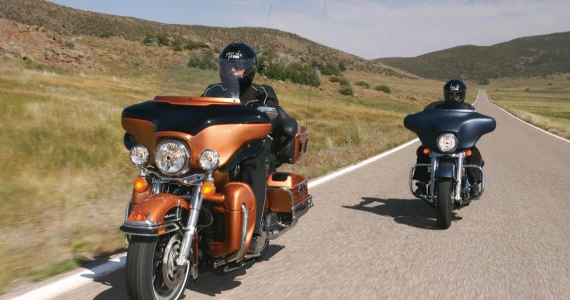 รูปภาพ ฮาร์ลีย์-เดวิดสัน Harley-Davidson Touring Electra Glide Ultra Classic ปี 2015