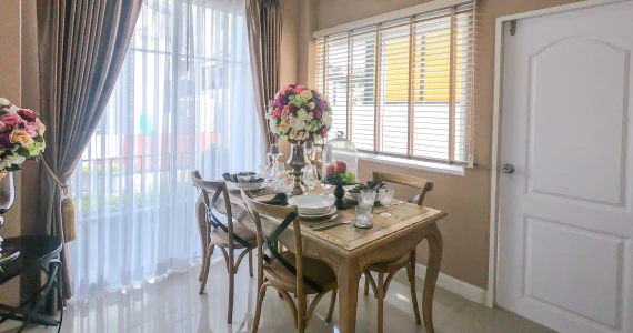 รูปภาพ ดีญ่า วาเล่ย์ ศรีราชา (Diya Valley Sriracha)