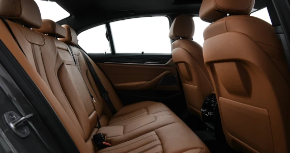 รูปภาพ บีเอ็มดับเบิลยู BMW Series 5 530e M Sport ปี 2021