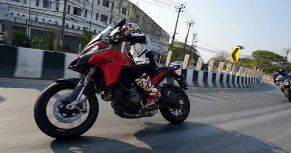 รูปภาพ ดูคาติ Ducati Multistrada V2S ปี 2023