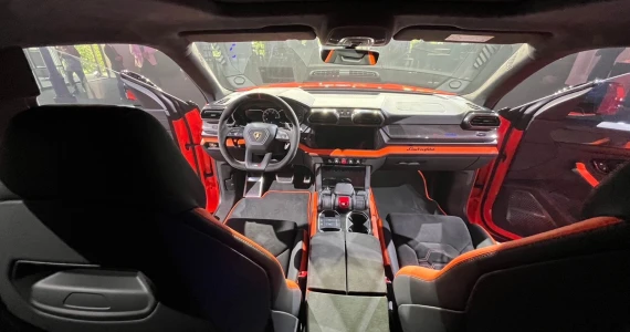 รูปภาพ ลัมโบร์กินี Lamborghini Urus SE ปี 2024