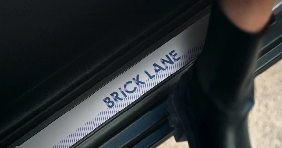 รูปภาพ มินิ Mini Hatch 3 Door Cooper S Brick Lane Edition ปี 2022