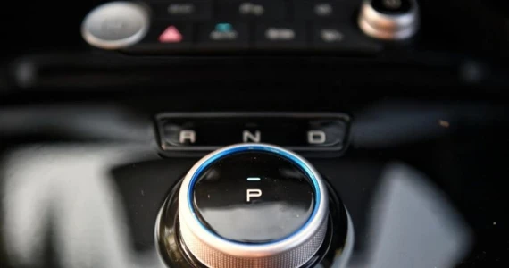 รูปภาพ บีวายดี BYD e6 EV ปี 2023