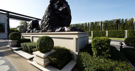 รูปภาพ นาราสิริ โทเพียรี่ (Narasiri Topiary)