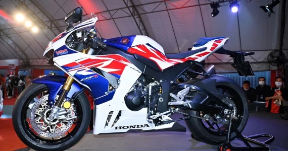 รูปภาพ ฮอนด้า Honda CBR 1000RR-R SP 30th Anniversary ปี 2022