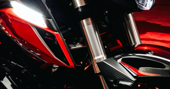 รูปภาพ จีพีเอ็กซ์ GPX Razer 220 ปี 2018